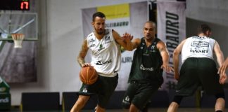 Duda Machado (com a bola) fará sua estreia no Panela / Foto: Victor Lira-Bauru Basket