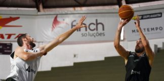 Matulionis arremessa em treino no Panela, onde fará seu primeiro jogo / Foto: Victor Lira-Bauru Basket