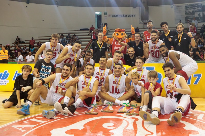 Base do São José Basketball estreia na LDB contra o Maringá