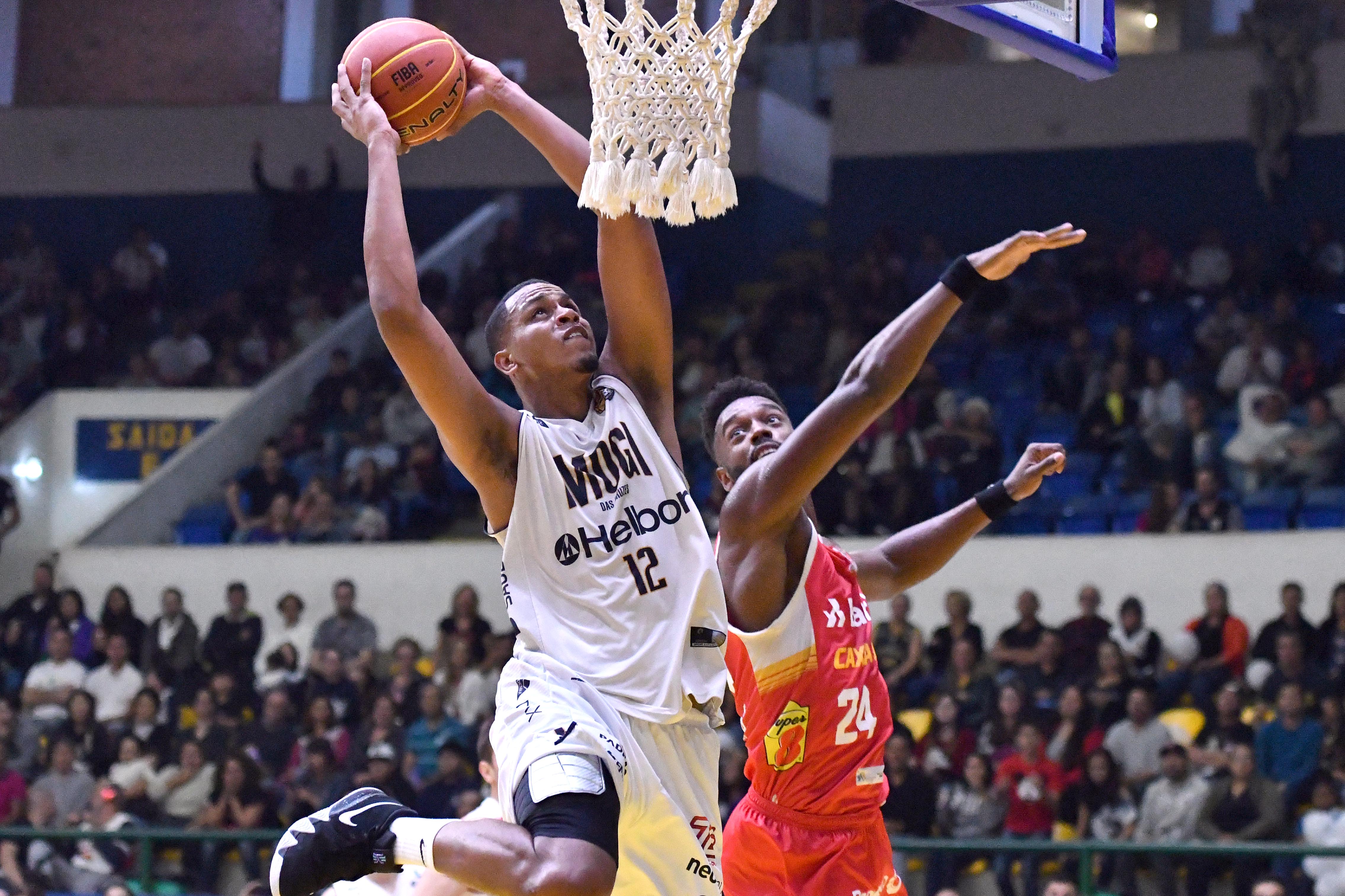 Wesley Sena vinha atuando no basquete espanhol / Foto: Divulgação/Bauru Basket