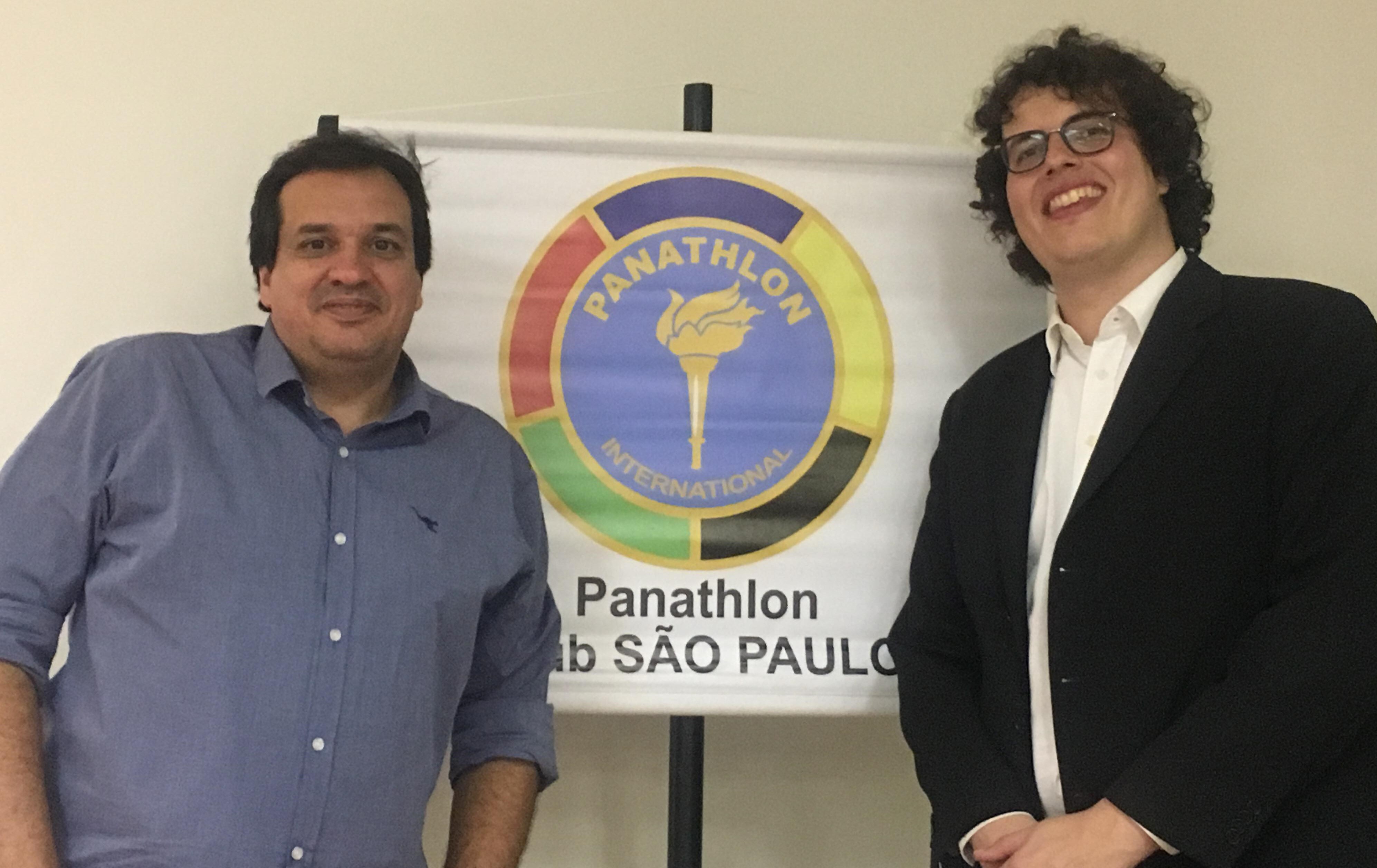 Paulo Teixeira (presidente do Panathlon Club São Paulo) e o jornalista Guilherme Costa / Foto: Kiko Ross/Databasket