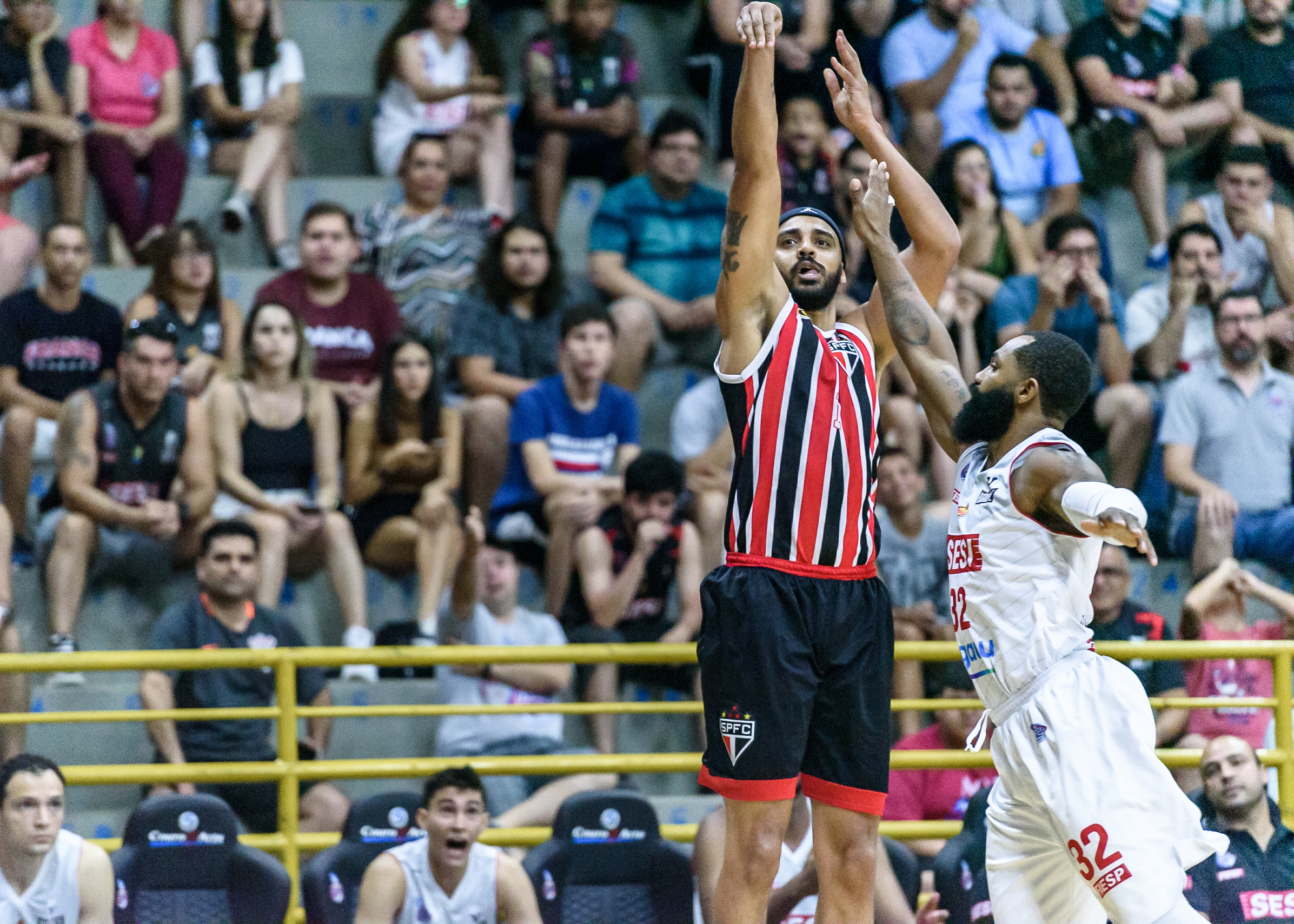 O São Paulo FC, com boa performance de Jefferson William, mandou no primeiro tempo / Foto: Newton Nogueira/Divulgação