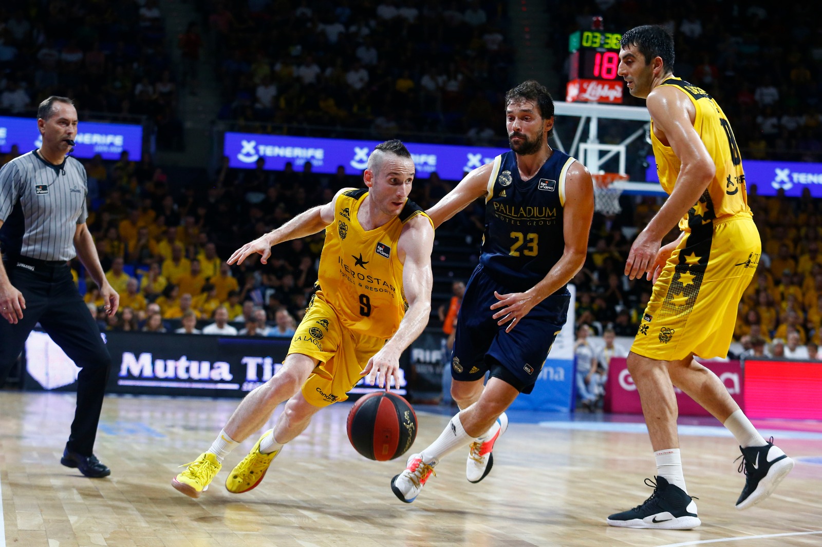 Marcelinho Huertas comandou bem o Tenerife dentro de quadra / Foto: Divulgação