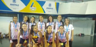 Quirinópolis garantiu a conquista no sub-15 feminino / Foto: Divulgação/FGB