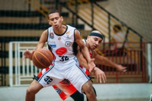 Sheldon gostou de atuar ao lado de jogadores experientes / Foto: AI-PMT/Divulgação