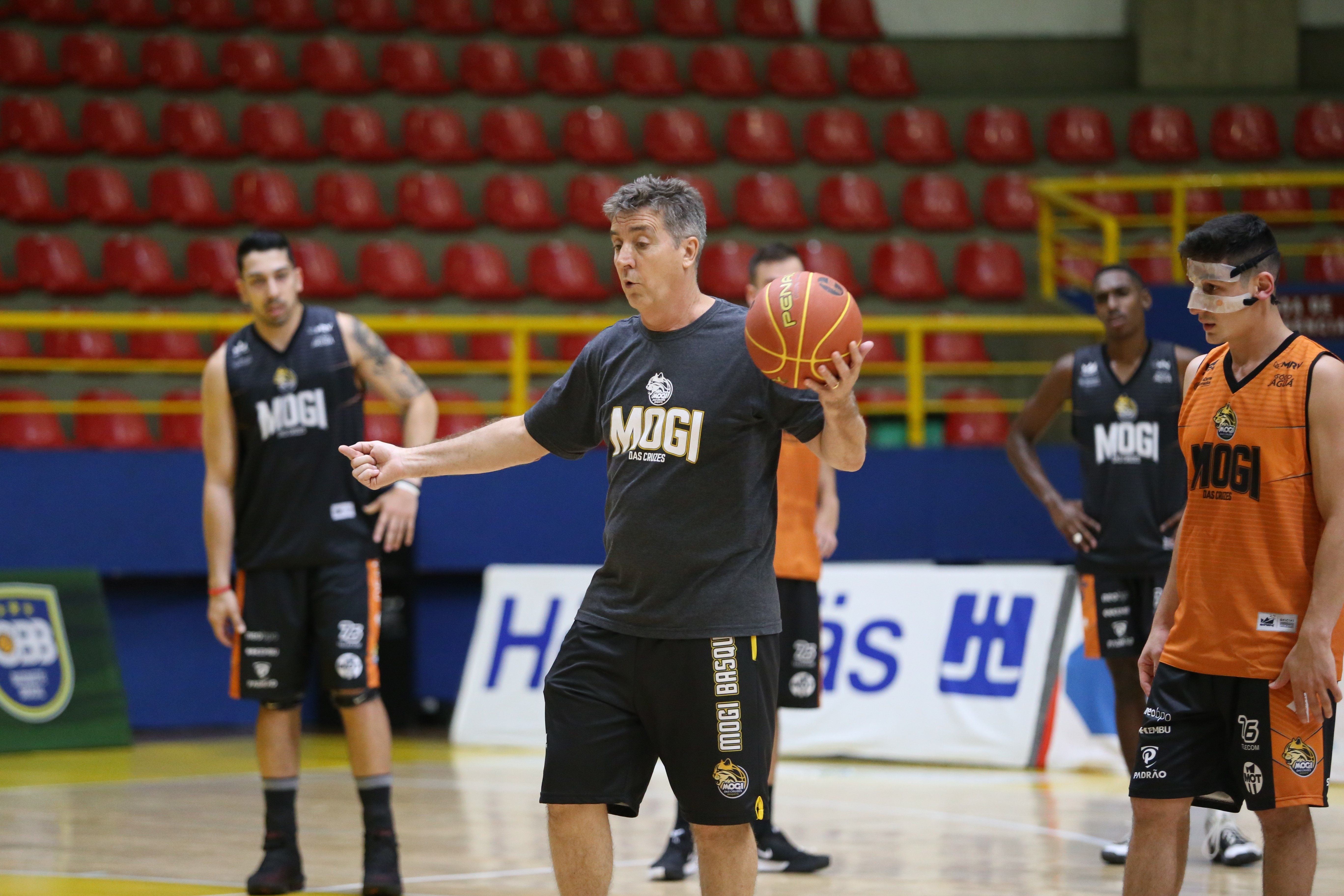 Foto: Suelenn Ladessa/Mogi Basquete