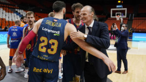 Dusko quer a sua equipe cometendo poucos erros na final / Foto: ACB