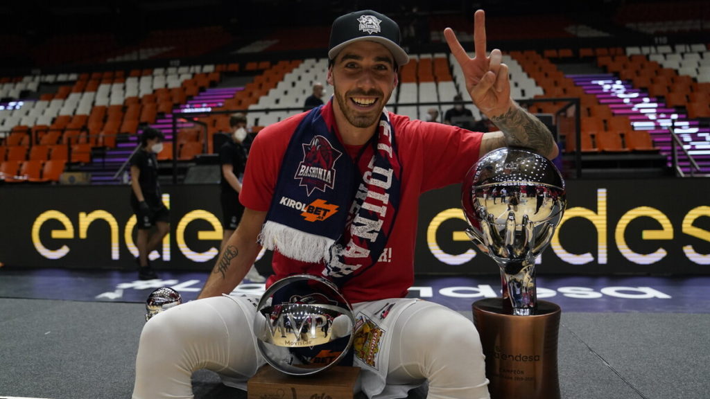 Argentino Luca Vildoza foi eleito o jogador mais valioso da decisão / Foto: ACB