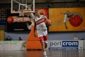 Robinho / Foto: Bruno Ulivieri/Basket Osasco