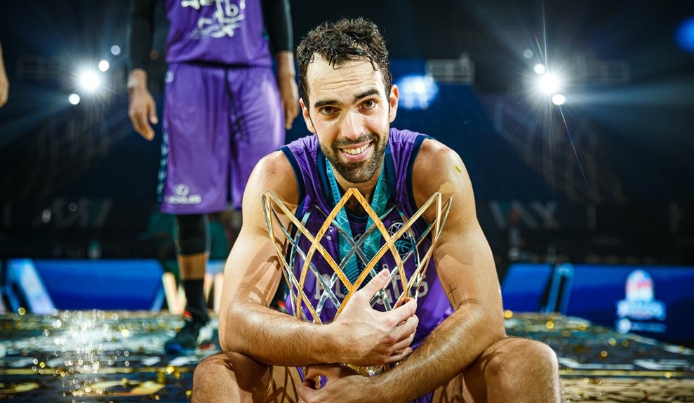 Benite foi um dos jogadores mais regulares do San Pablo Burgos na competição / Foto: FIBA