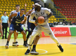 Tyrone Curnell quer o Zopone/Gocil Bauru Basket focado durante os 40 minutos / Foto: João Pires/LNB