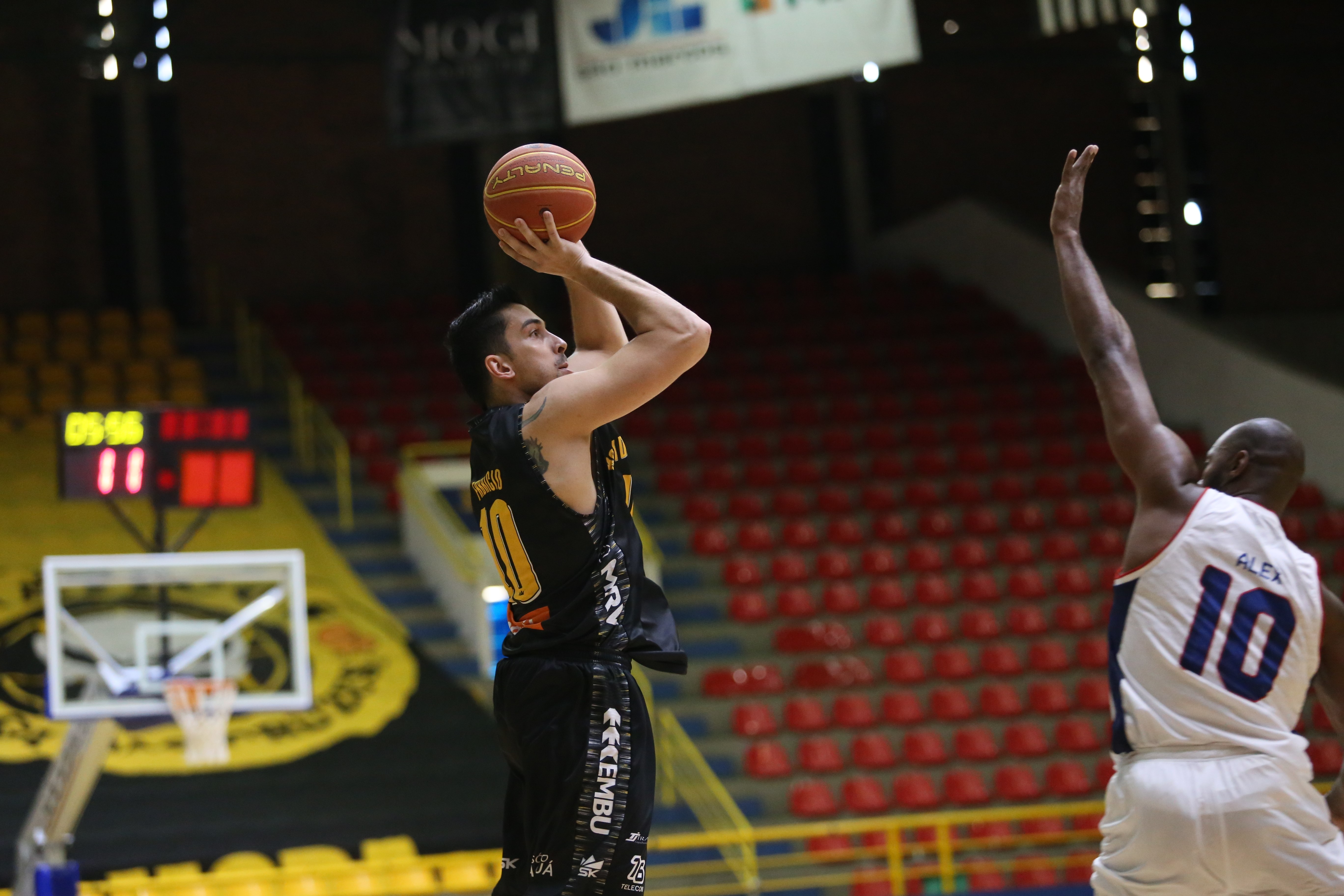 Foto: Antonio Penedo/Mogi Basquete