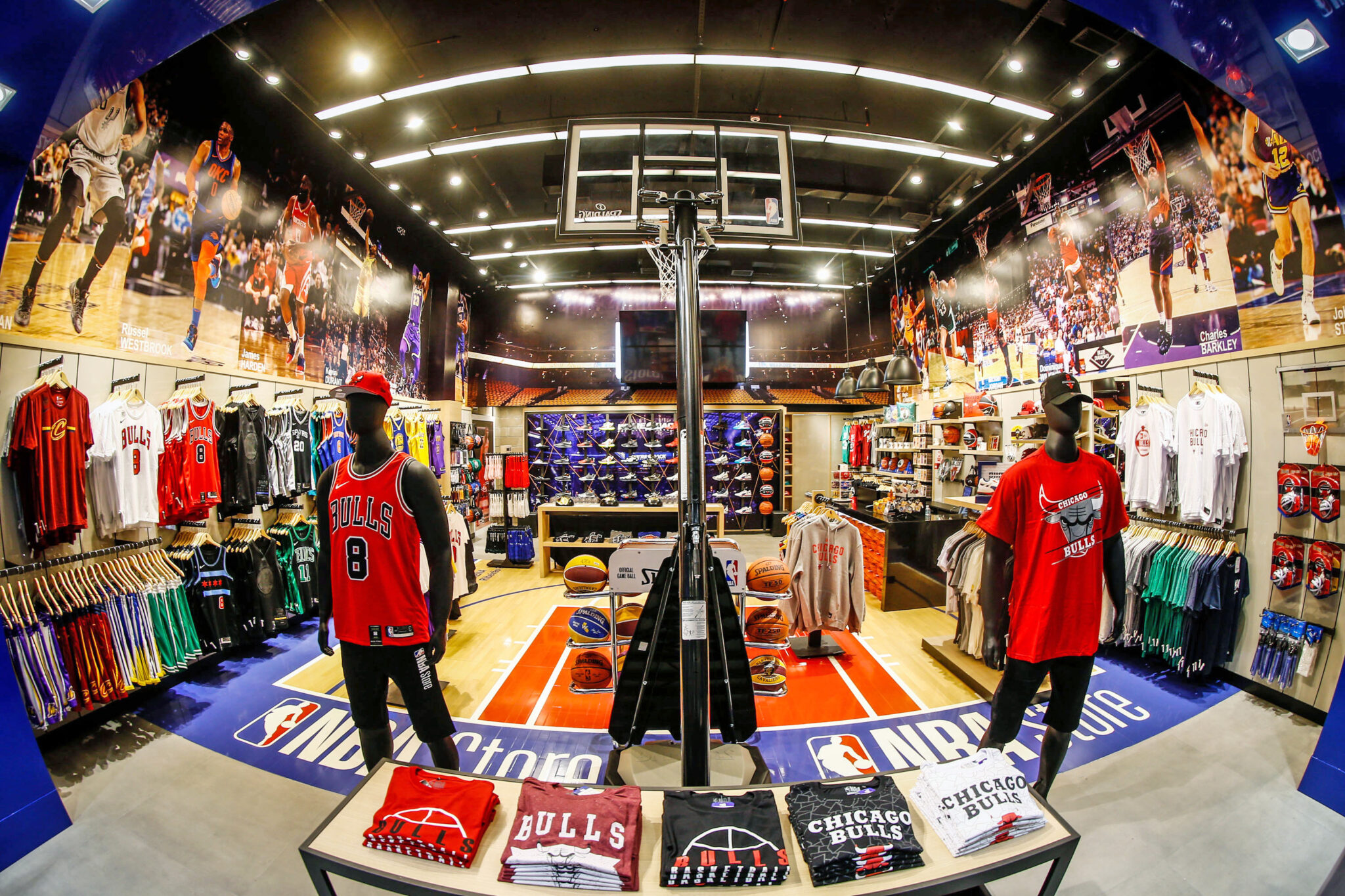 NBA anuncia expansão da NBA Store com abertura de unidades em Fortaleza