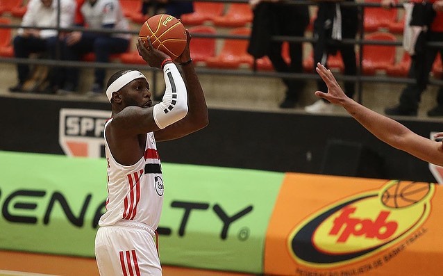 Basquete Tricolor vence o Franca e leva final do Paulista para o Jogo 3 -  SPFC