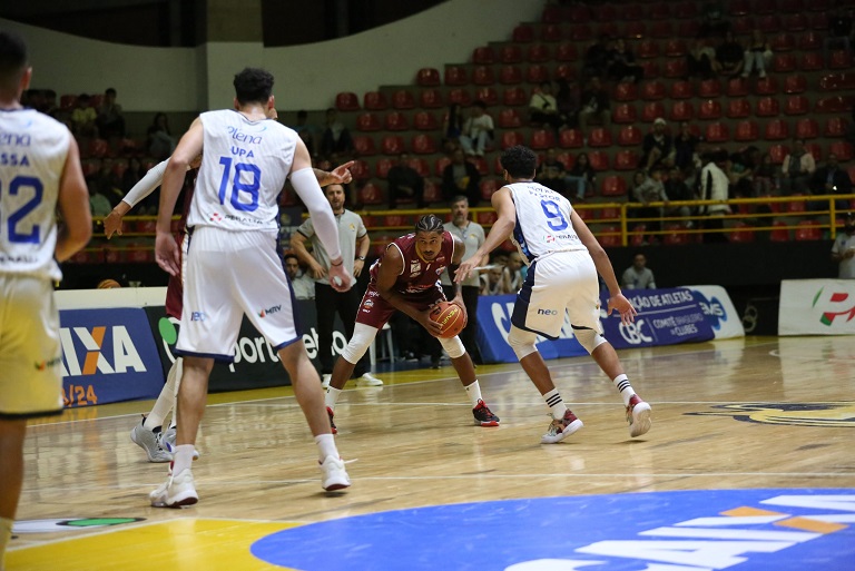 Basquete: Pelo NBB, Vasco enfrenta o Pato nesta 5ª-feira às 21h no