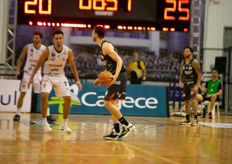 Caxias do Sul Basquete terá sequência de três jogos em casa pelo